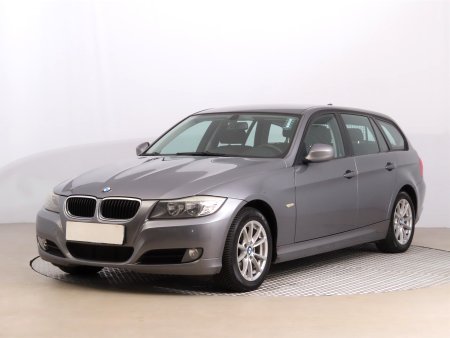 BMW Řada 3, 2008 - pohled č. 3