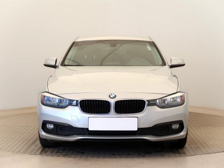 BMW Řada 3, 2015 - pohled č. 2