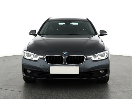 BMW Řada 3, 2018 - pohled č. 2