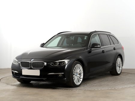 BMW Řada 3, 2019 - pohled č. 3