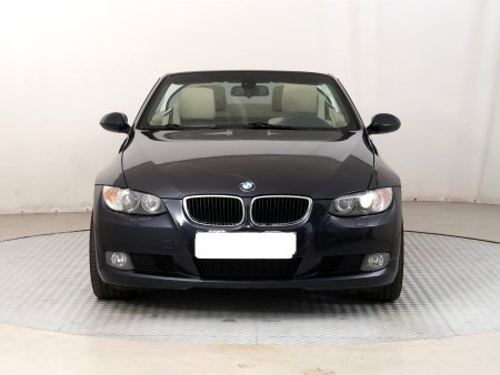 BMW Řada 3, 2009 - pohled č. 2