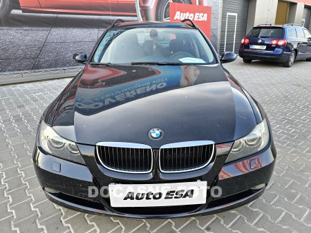 BMW Řada 3, 2006 - pohled č. 2