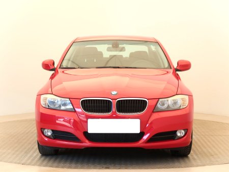 BMW Řada 3, 2009 - pohled č. 2