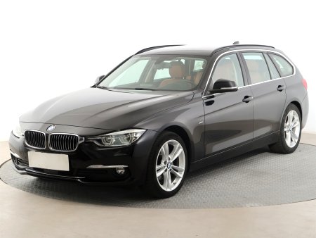 BMW Řada 3, 2018 - pohled č. 3