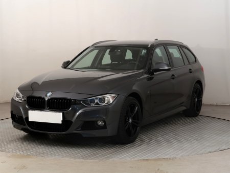 BMW Řada 3, 2013 - pohled č. 3