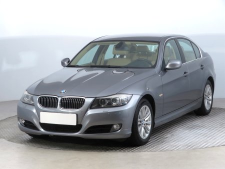 BMW Řada 3, 2008 - pohled č. 3