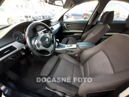 BMW Řada 3, 2006 - pohled č. 3