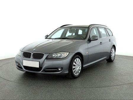 BMW Řada 3, 2010 - pohled č. 3