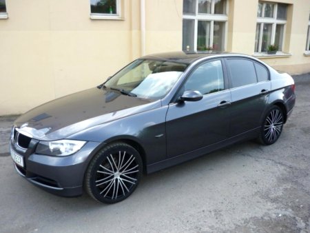 BMW Řada 3, 2005 - pohled č. 4