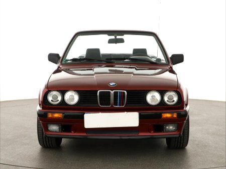BMW Řada 3, 1992 - pohled č. 2