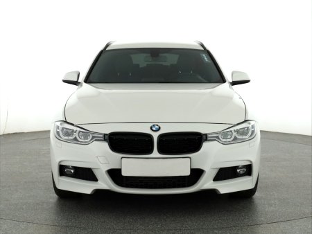 BMW Řada 3, 2018 - pohled č. 2