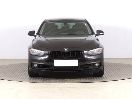 BMW Řada 3, 2017 - pohled č. 2