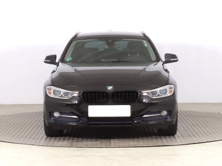 BMW Řada 3, 2013 - pohled č. 2