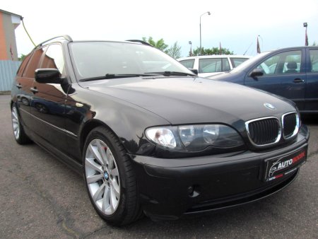 BMW Řada 3, 2003 - pohled č. 3