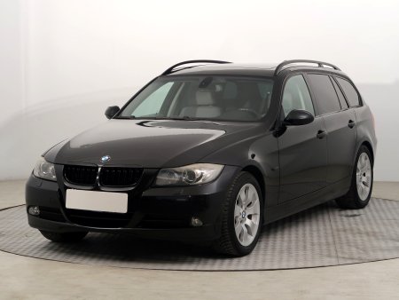BMW Řada 3, 2008 - pohled č. 3