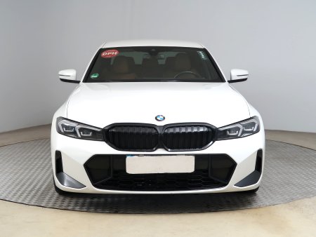 BMW Řada 3, 2022 - pohled č. 2