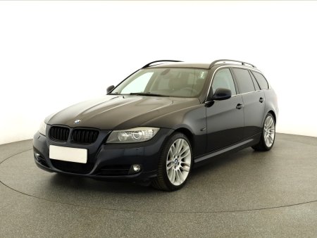 BMW Řada 3, 2008 - pohled č. 3