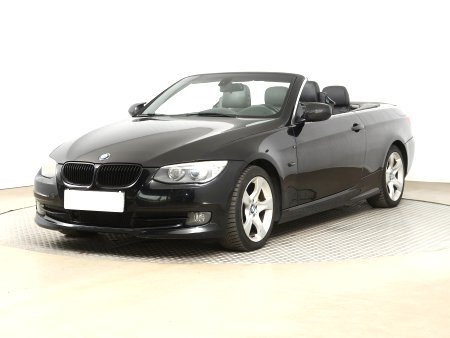 BMW Řada 3, 2010 - pohled č. 3