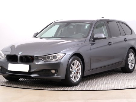 BMW Řada 3, 2014 - pohled č. 3