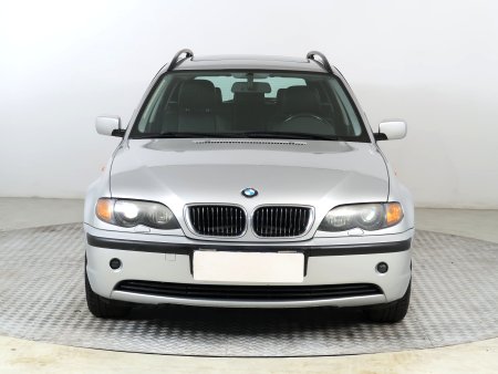 BMW Řada 3, 2001 - pohled č. 2