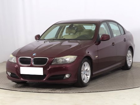 BMW Řada 3, 2008 - pohled č. 3