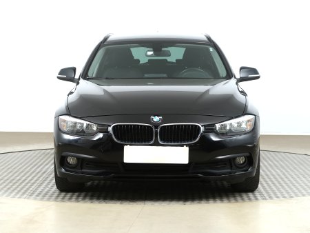 BMW Řada 3, 2017 - pohled č. 2