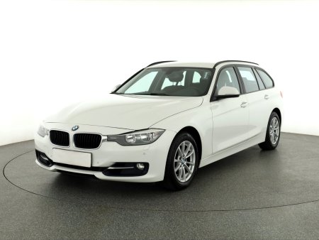 BMW Řada 3, 2014 - pohled č. 3