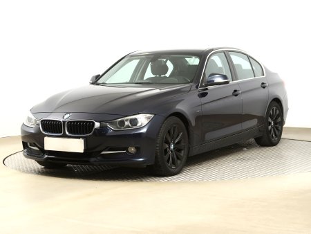 BMW Řada 3, 2014 - pohled č. 3