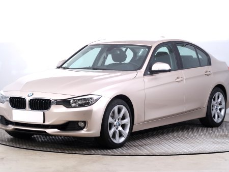 BMW Řada 3, 2015 - pohled č. 3