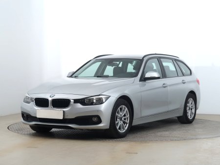 BMW Řada 3, 2016 - pohled č. 3