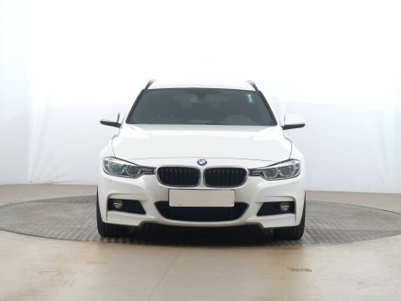 BMW Řada 3, 2019 - pohled č. 2