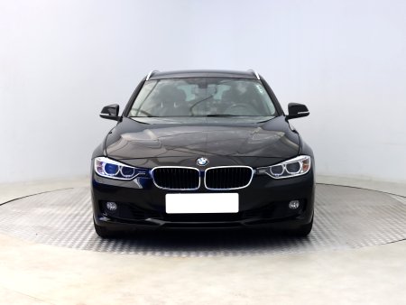 BMW Řada 3, 2014 - pohled č. 2