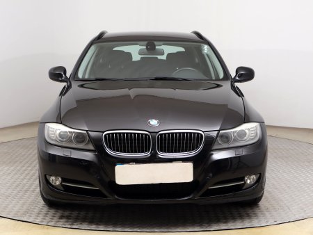 BMW Řada 3, 2012 - pohled č. 2