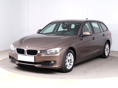 BMW Řada 3, 2013 - pohled č. 3