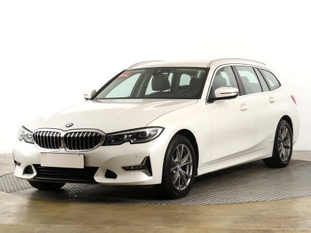 BMW Řada 3, 2021 - pohled č. 3