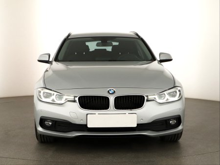 BMW Řada 3, 2019 - pohled č. 2