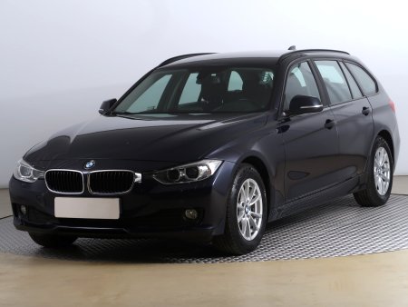 BMW Řada 3, 2013 - pohled č. 3