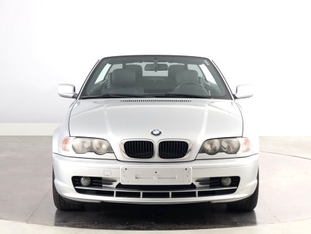 BMW Řada 3, 2002 - pohled č. 2