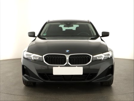 BMW Řada 3, 2023 - pohled č. 2