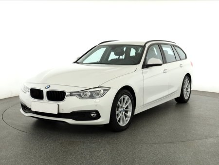 BMW Řada 3, 2018 - pohled č. 3