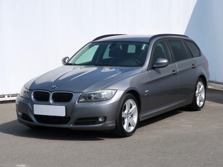 BMW Řada 3, 2009 - pohled č. 3