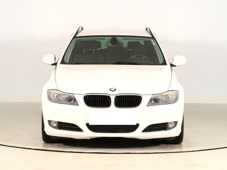 BMW Řada 3, 2010 - pohled č. 2