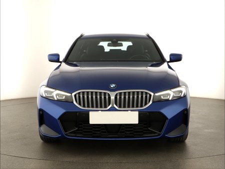 BMW Řada 3, 2023 - pohled č. 2