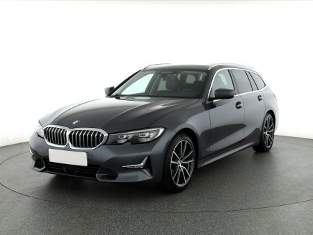 BMW Řada 3, 2019 - pohled č. 3