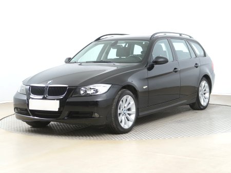 BMW Řada 3, 2007 - pohled č. 3