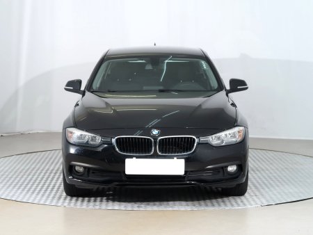 BMW Řada 3, 2015 - pohled č. 2