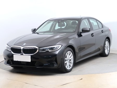 BMW Řada 3, 2019 - pohled č. 3