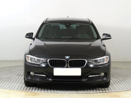 BMW Řada 3, 2013 - pohled č. 2