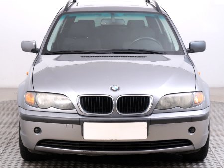 BMW Řada 3, 2005 - pohled č. 2