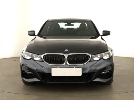 BMW Řada 3, 2019 - pohled č. 2